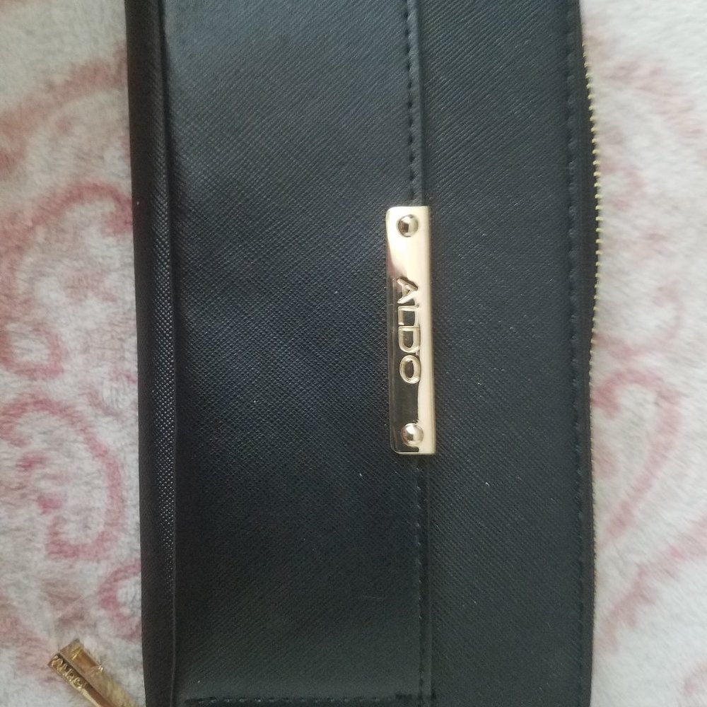 ALDO  ZIP AROUND WALLET